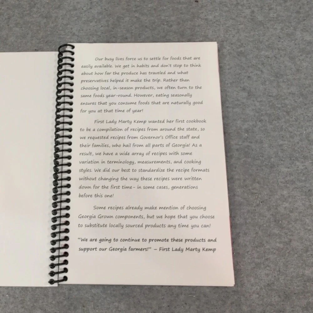 Georgia Grub Cookbook First Lady Marty Kemp Governor Staff Recipes Spiral Bound - Picture 2 of 3